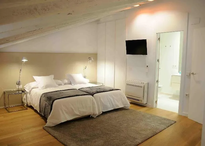 Mon San Martin Otel *