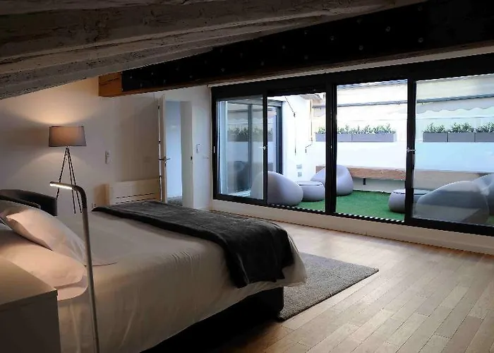 Mon San Martin Valencia